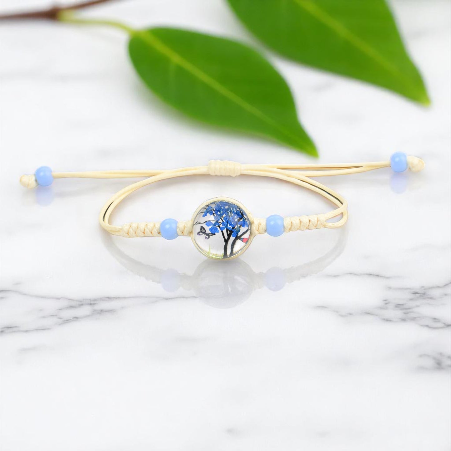 Handmade Floral Resin Adjustable Bracelets with Natural Dried Flowers, Customizable floral jewelry, Nature-inspired jewelry, Unique handmade gifts, Eco-friendly accessories, Dried flower jewelry
