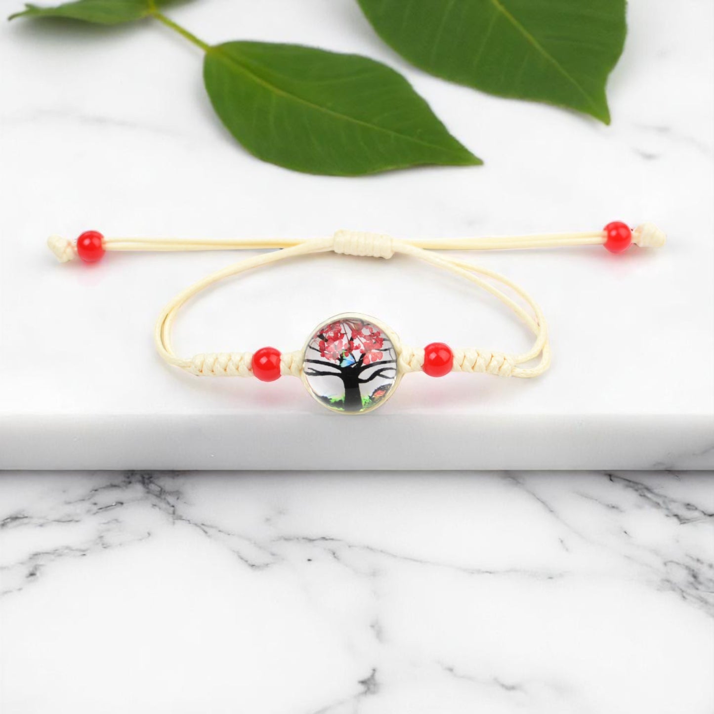 Handmade Floral Resin Adjustable Bracelets with Natural Dried Flowers, Customizable floral jewelry, Nature-inspired jewelry, Unique handmade gifts, Eco-friendly accessories, Dried flower jewelry
