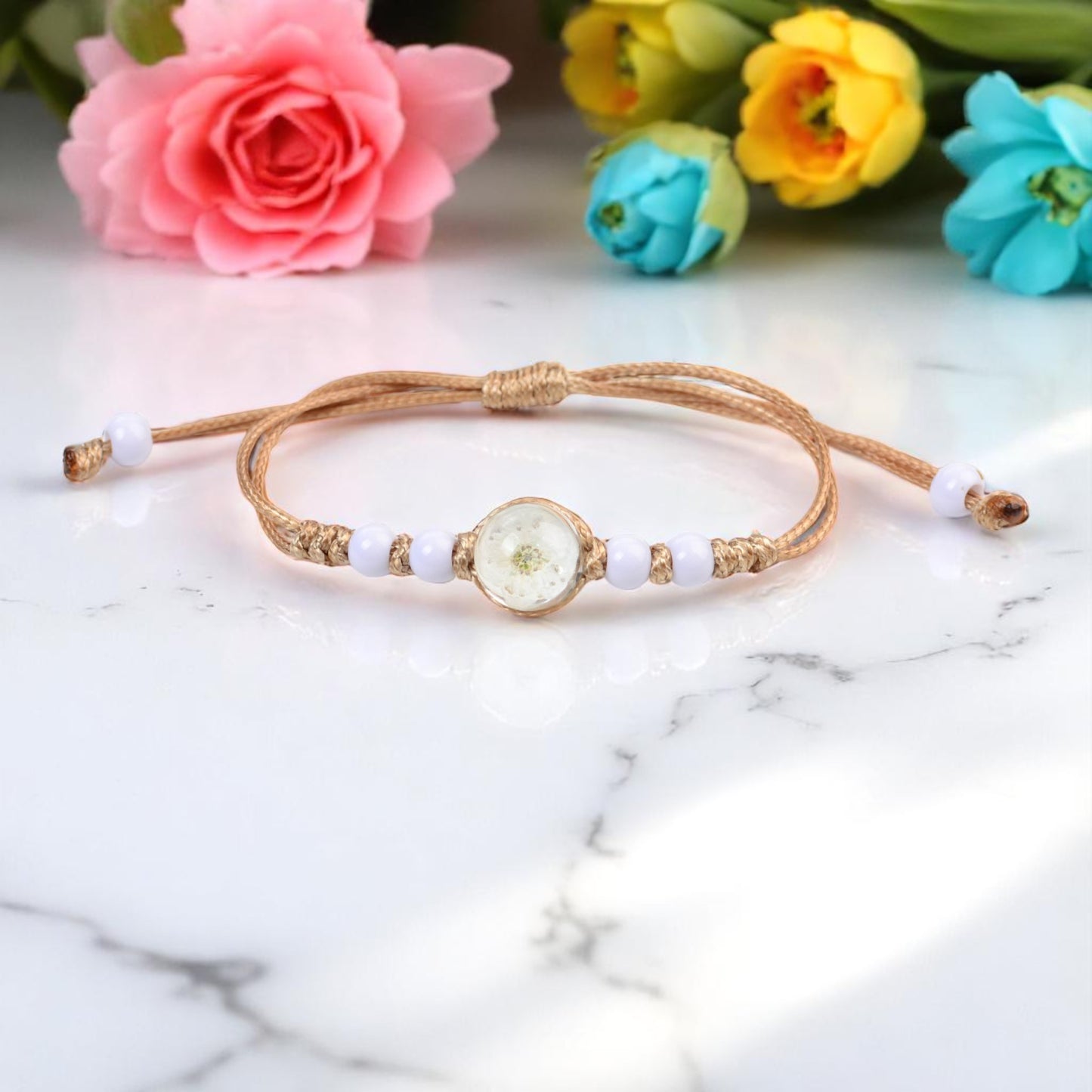 Handcrafted Floral Charm Beaded Bracelets – Adjustable and Vibrant, Handmade Floral Bracelets, Adjustable Beaded Bracelets, Boho Style Jewelry for Women, Dried Flower Charm Bracelets, Resin Flower Jewelry, Unique Handmade Jewelry