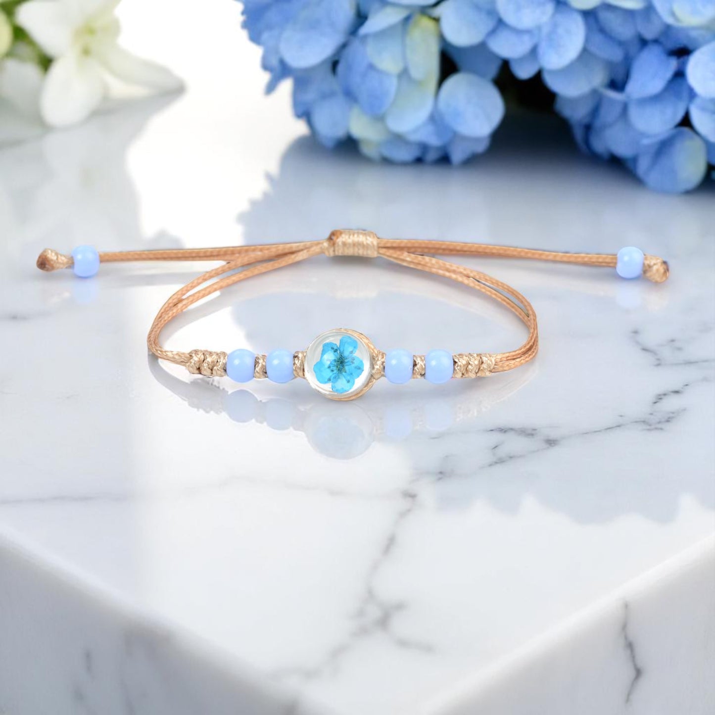 Handcrafted Floral Charm Beaded Bracelets – Adjustable and Vibrant, Handmade Floral Bracelets, Adjustable Beaded Bracelets, Boho Style Jewelry for Women, Dried Flower Charm Bracelets, Resin Flower Jewelry, Unique Handmade Jewelry