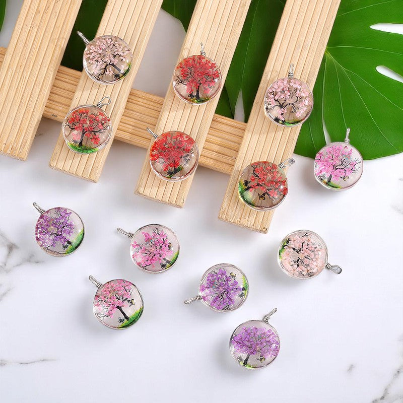 Handmade Pressed Flower Resin Pendants - Nature-Inspired Jewelry Charm, Vibrant floral necklace,Vibrant floral necklace , Eco-friendly handmade jewelry, Nature-inspired accessories, Dried flower necklace charm