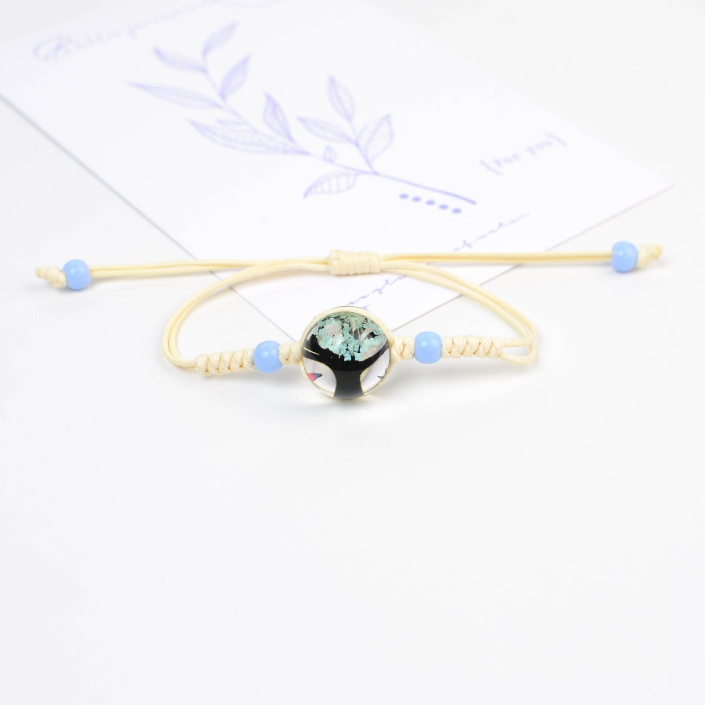 Handmade Floral Resin Adjustable Bracelets with Natural Dried Flowers, Customizable floral jewelry, Nature-inspired jewelry, Unique handmade gifts, Eco-friendly accessories, Dried flower jewelry