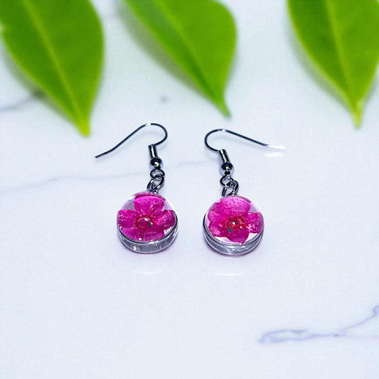 Handcrafted Pressed Flower Resin Earrings – Botanical Round Dangle Design, Artisan Floral Jewelry, Eco-Friendly Nature Gift, Spring & Summer Earrings, Colorful Flower Variations
