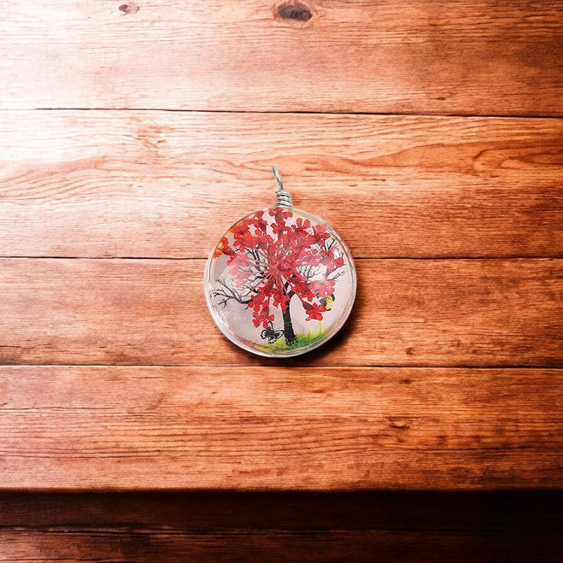 Handmade Pressed Flower Resin Pendants - Nature-Inspired Jewelry Charm, Vibrant floral necklace,Vibrant floral necklace , Eco-friendly handmade jewelry, Nature-inspired accessories, Dried flower necklace charm