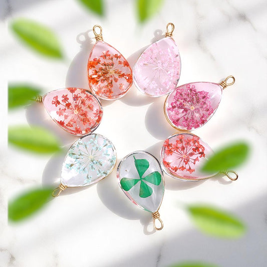 Handmade Dried Flower Resin Teardrop Necklace – Colorful Nature-Inspired Jewelry Charms, Unique Jewelry, Eco-Friendly Necklace, Colorful Floral Pendant