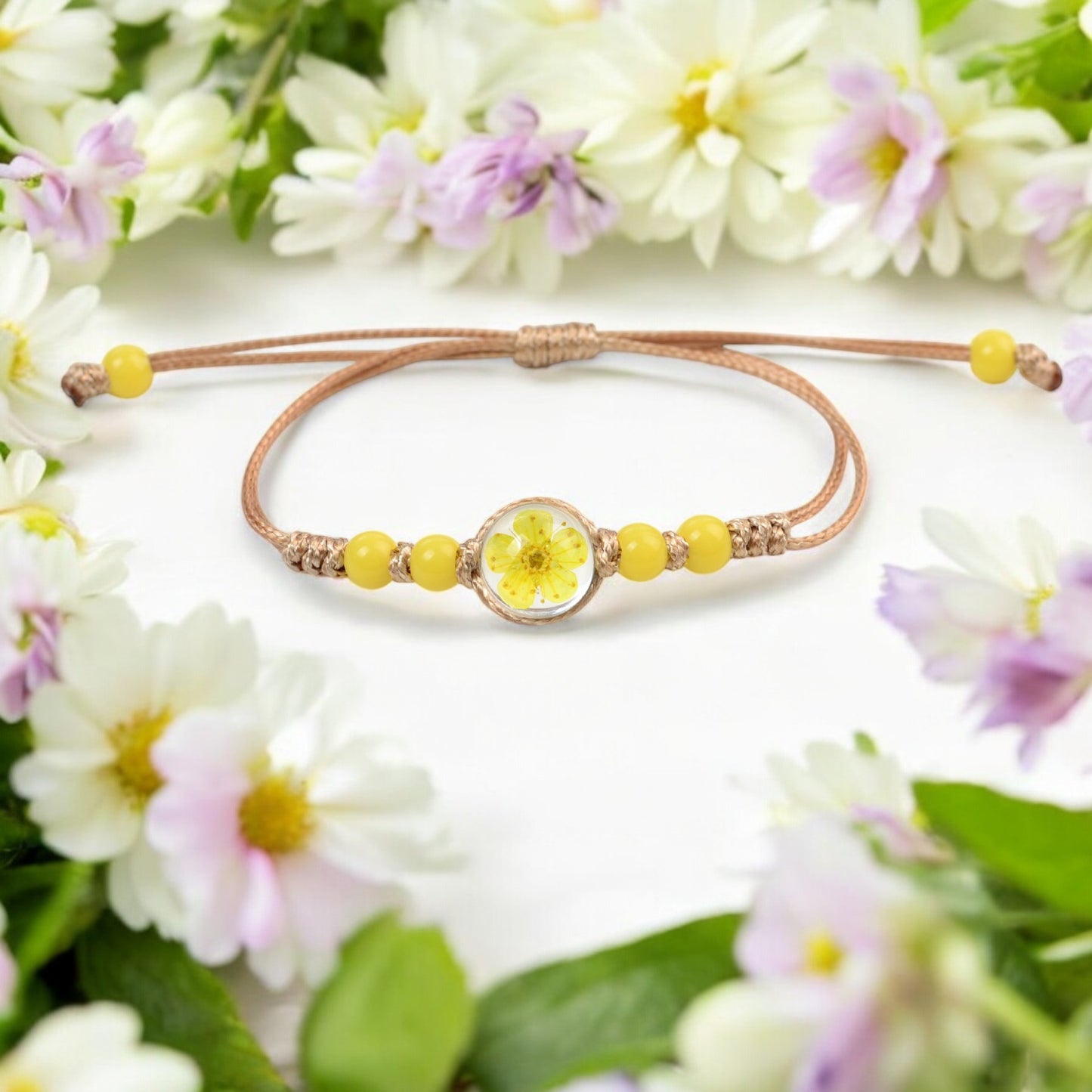 Handcrafted Floral Charm Beaded Bracelets – Adjustable and Vibrant, Handmade Floral Bracelets, Adjustable Beaded Bracelets, Boho Style Jewelry for Women, Dried Flower Charm Bracelets, Resin Flower Jewelry, Unique Handmade Jewelry