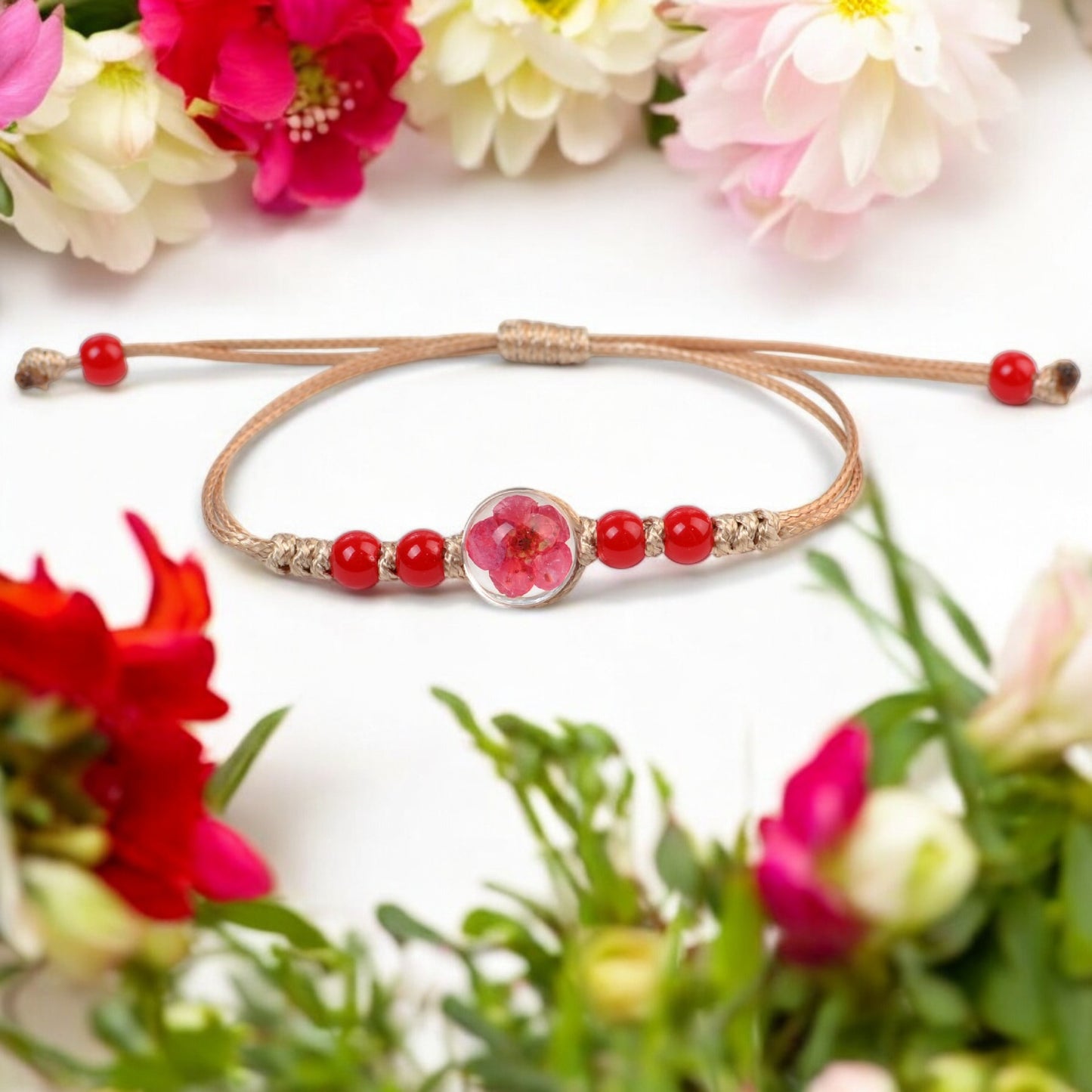 Handcrafted Floral Charm Beaded Bracelets – Adjustable and Vibrant, Handmade Floral Bracelets, Adjustable Beaded Bracelets, Boho Style Jewelry for Women, Dried Flower Charm Bracelets, Resin Flower Jewelry, Unique Handmade Jewelry
