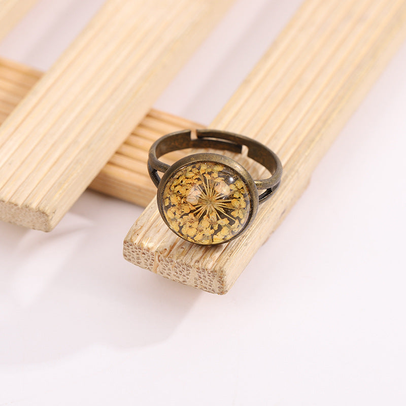 Handmade Resin Flower Adjustable Rings – Dried Floral Jewelry, Nature-Inspired Jewelry, Romantic Gift Ideas, Spring Jewelry Collection, Eco-Friendly Jewelry, Unique Gift,